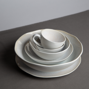 Service d'assiettes 18 pièces, NUAGE